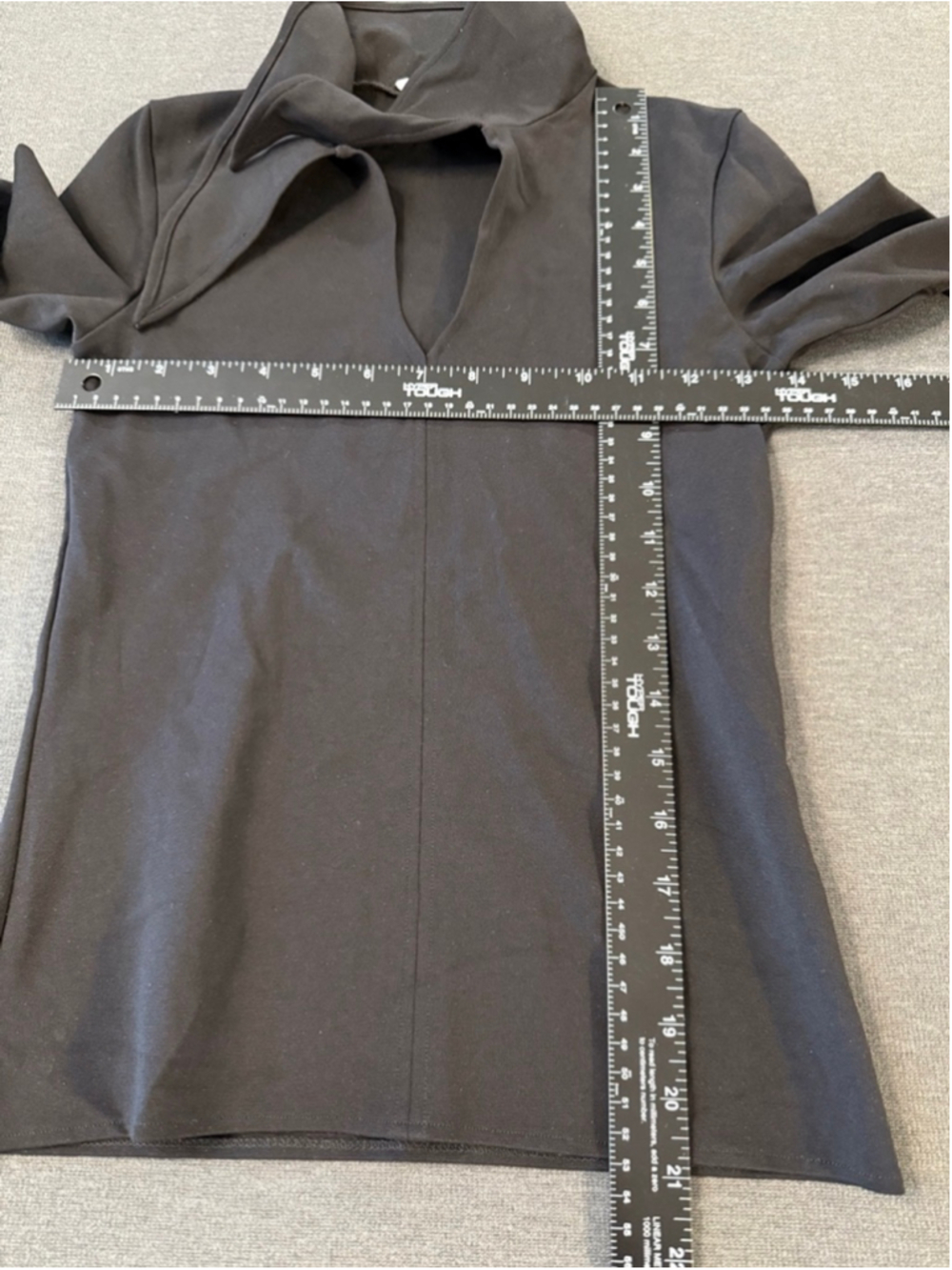 Authentic Balenciaga 2017 Demna Tie-Neck Bow Blouse Shirt - Black / FR
36 - Picture 4 of 12